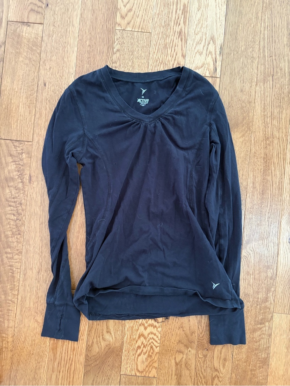 Danskin Black Long-Sleeve V-Neck Athletic Top